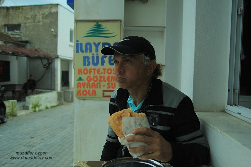 yazıköy'de köfte ekmek